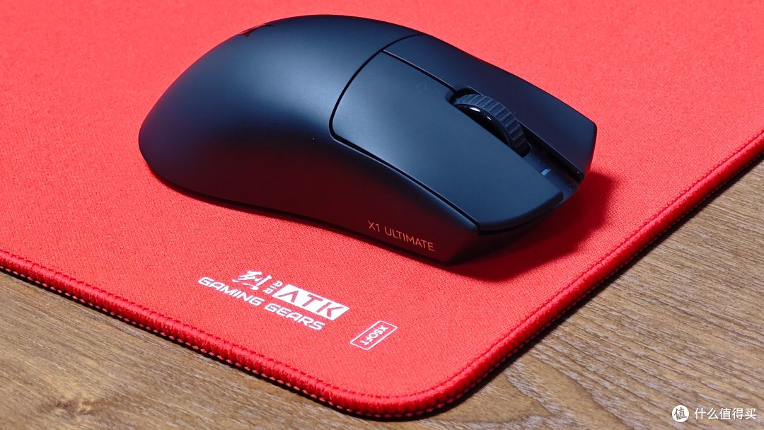 极致手感,顶配堆料,经典旗舰全新进化——ATK烈空X1V2电竞鼠标