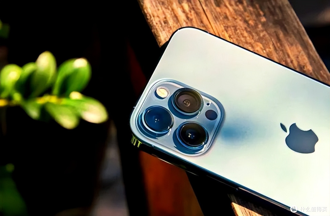 苹果“清仓大甩卖”?iPhone 15跌至3899元,羊毛不薅亏大了!