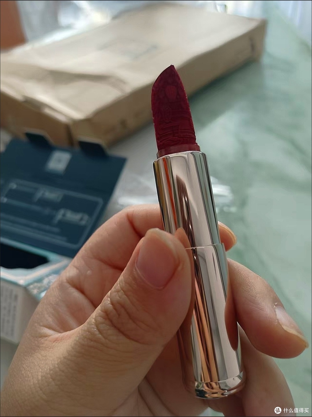 大牌护肤品致癌物风波:苏丹红再现背后的供应链隐患