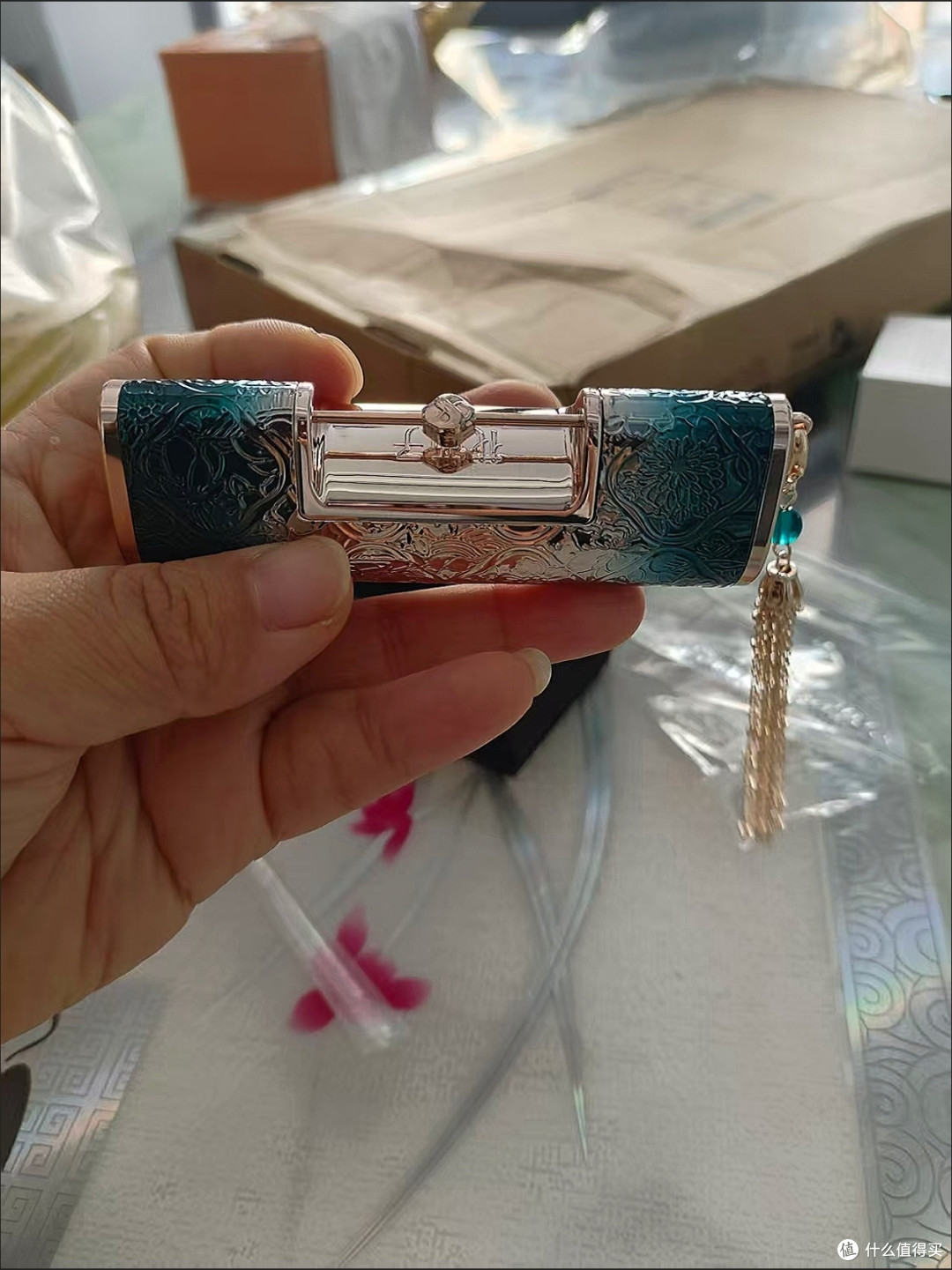 大牌护肤品致癌物风波:苏丹红再现背后的供应链隐患
