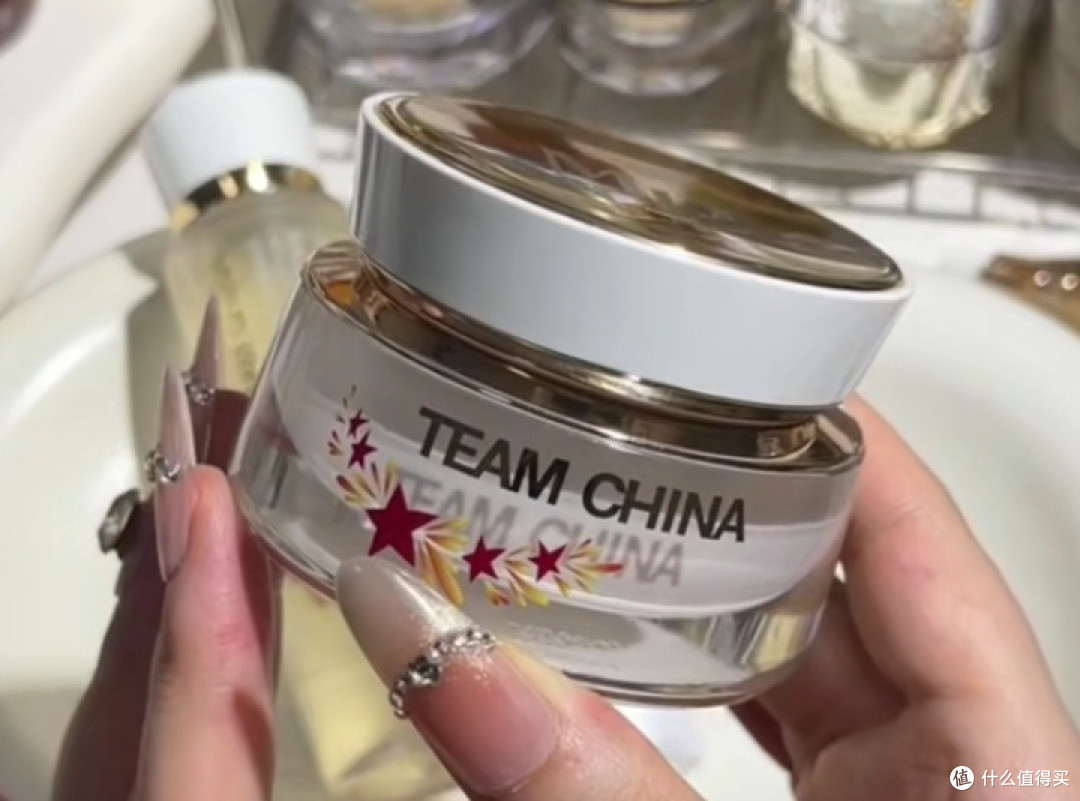 大牌护肤品安全危机:致癌物阴影下的肌肤保卫战