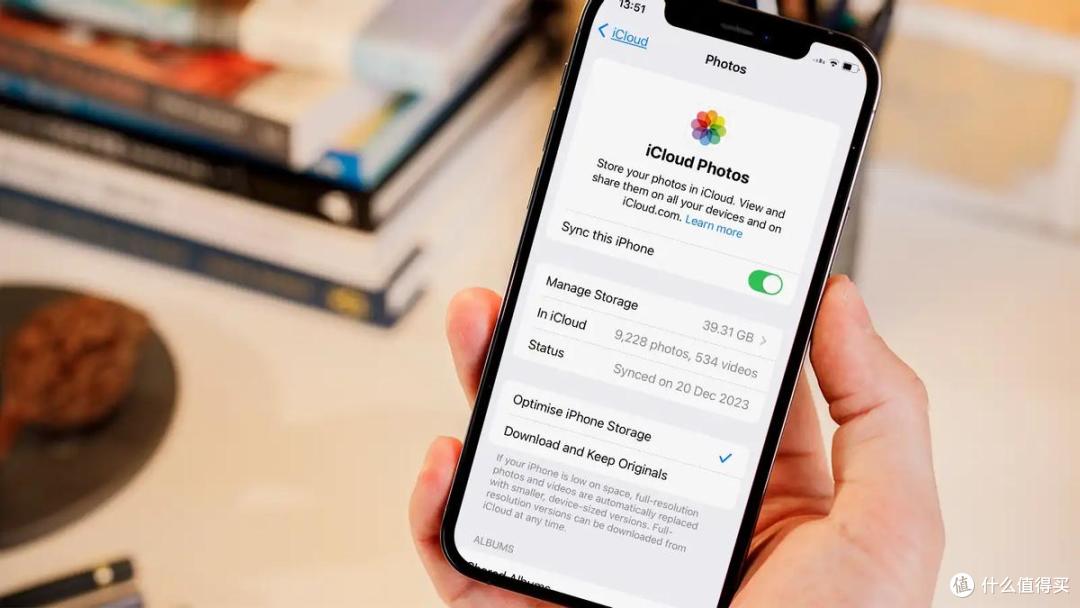 iOS 26.1 突然曝光,iCloud:再见了