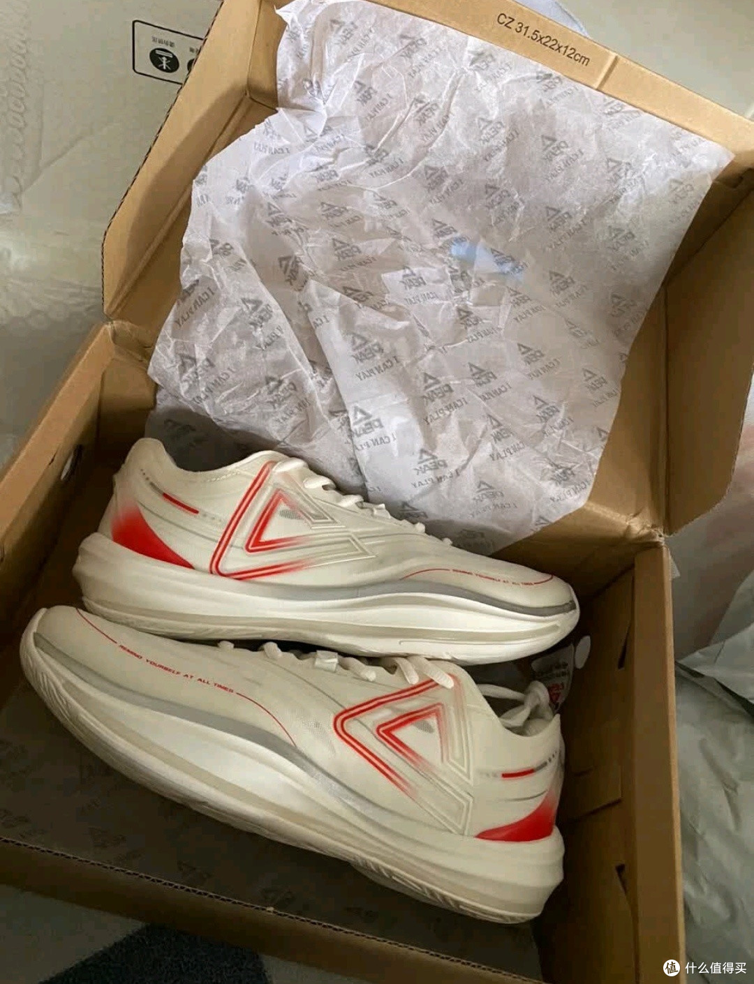 给爱打篮球的儿子入了这双鞋,他上脚就说“太舒服了”