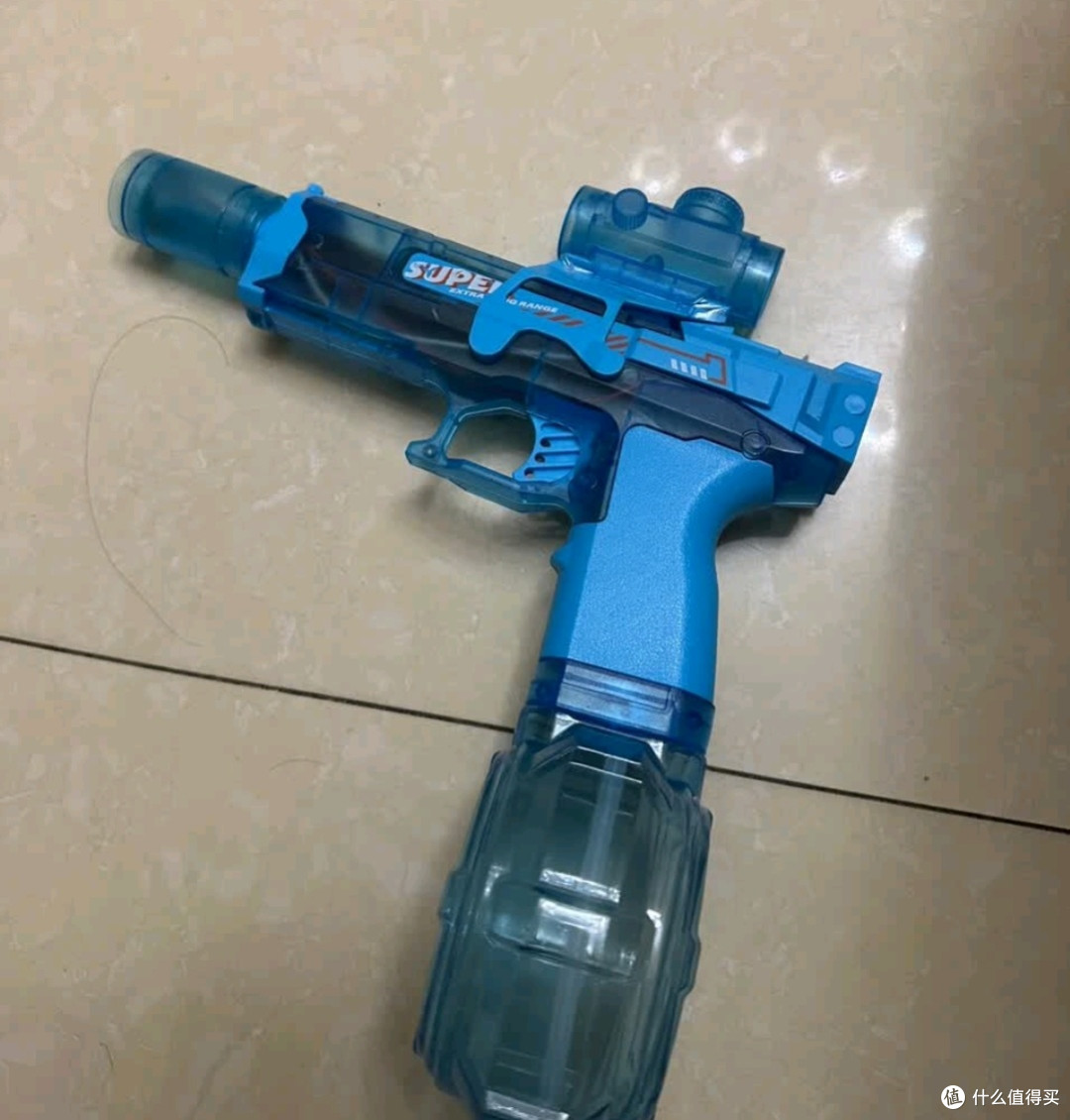 夏日水仗神器:火光冰鼠电动水枪