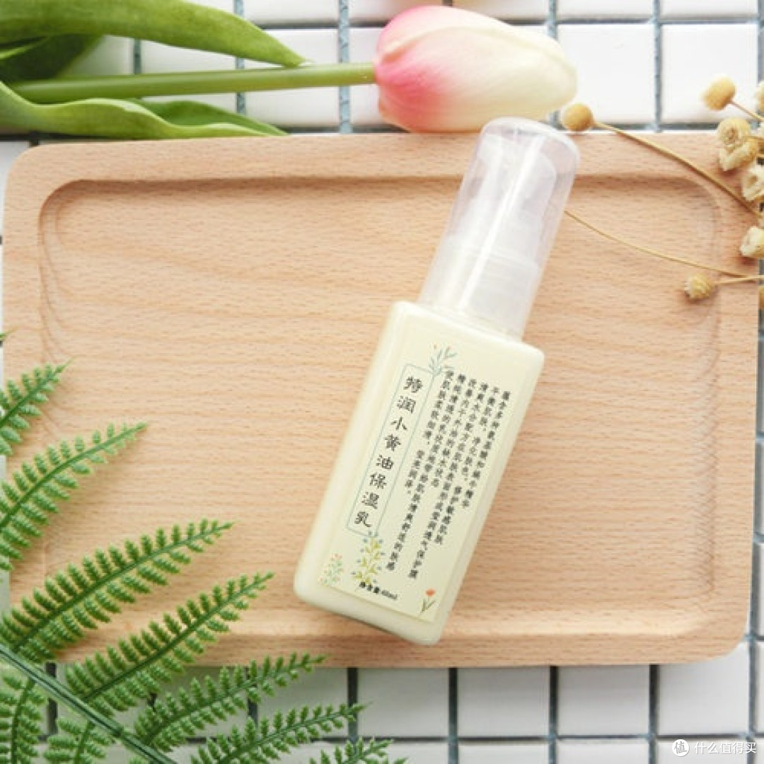 哪些护肤品品牌是声明使用植物着色的?