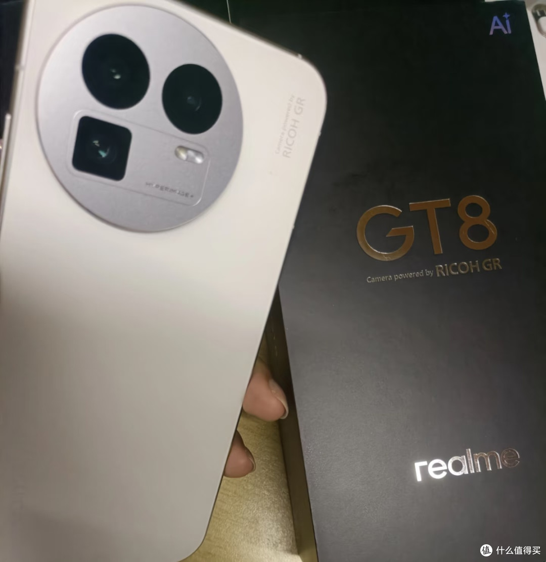 realme真我GT8标准版:2899元档“标准旗舰”的破局之作