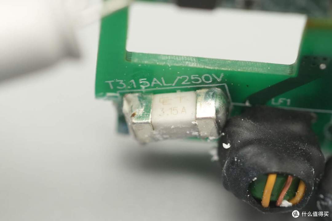 PD3.2充电器开始大量出货,睿元实业60W氮化镓快充拆解