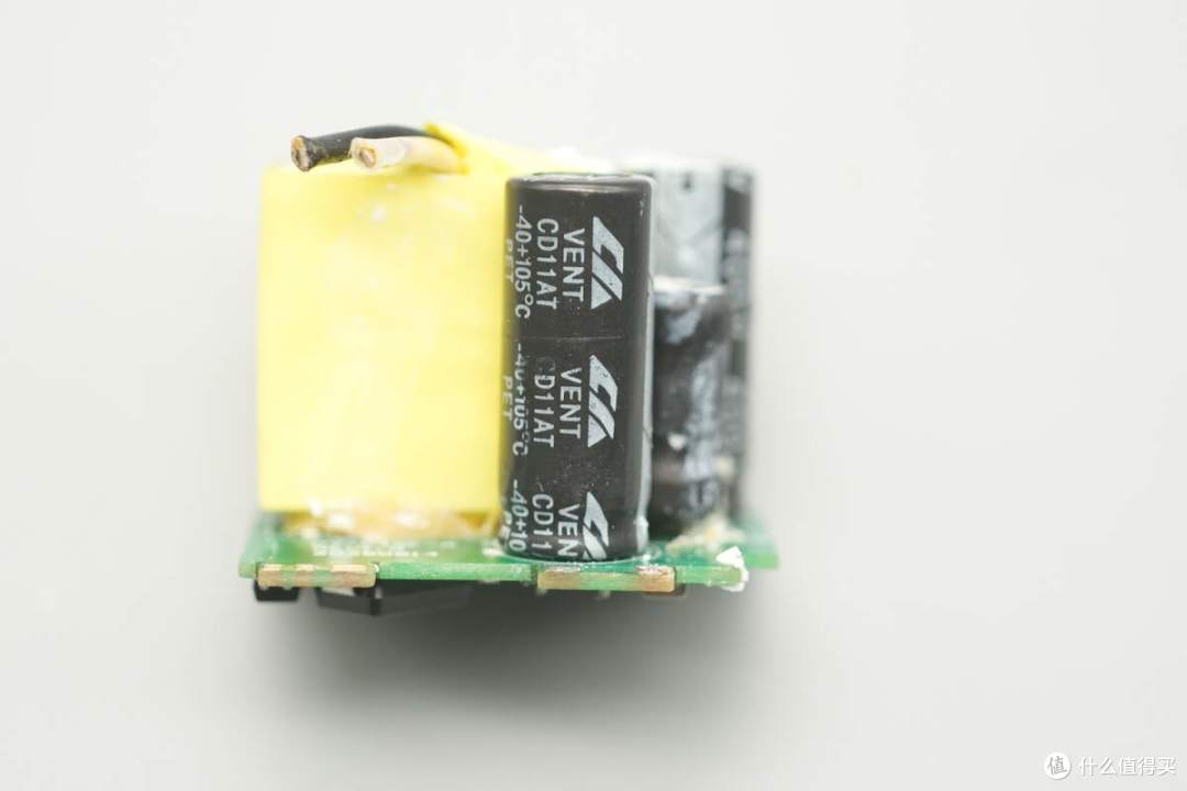 PD3.2充电器开始大量出货,睿元实业60W氮化镓快充拆解