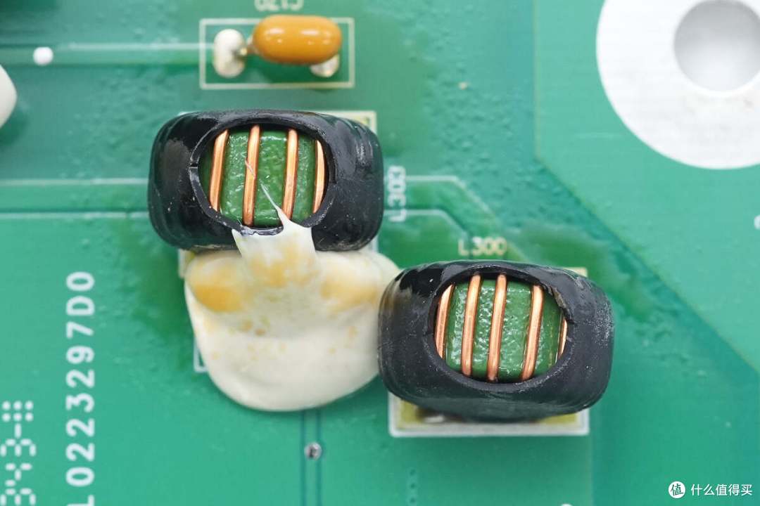 格栅对流散热,三防漆护板,一汽解放1000W前装逆变器模块拆解