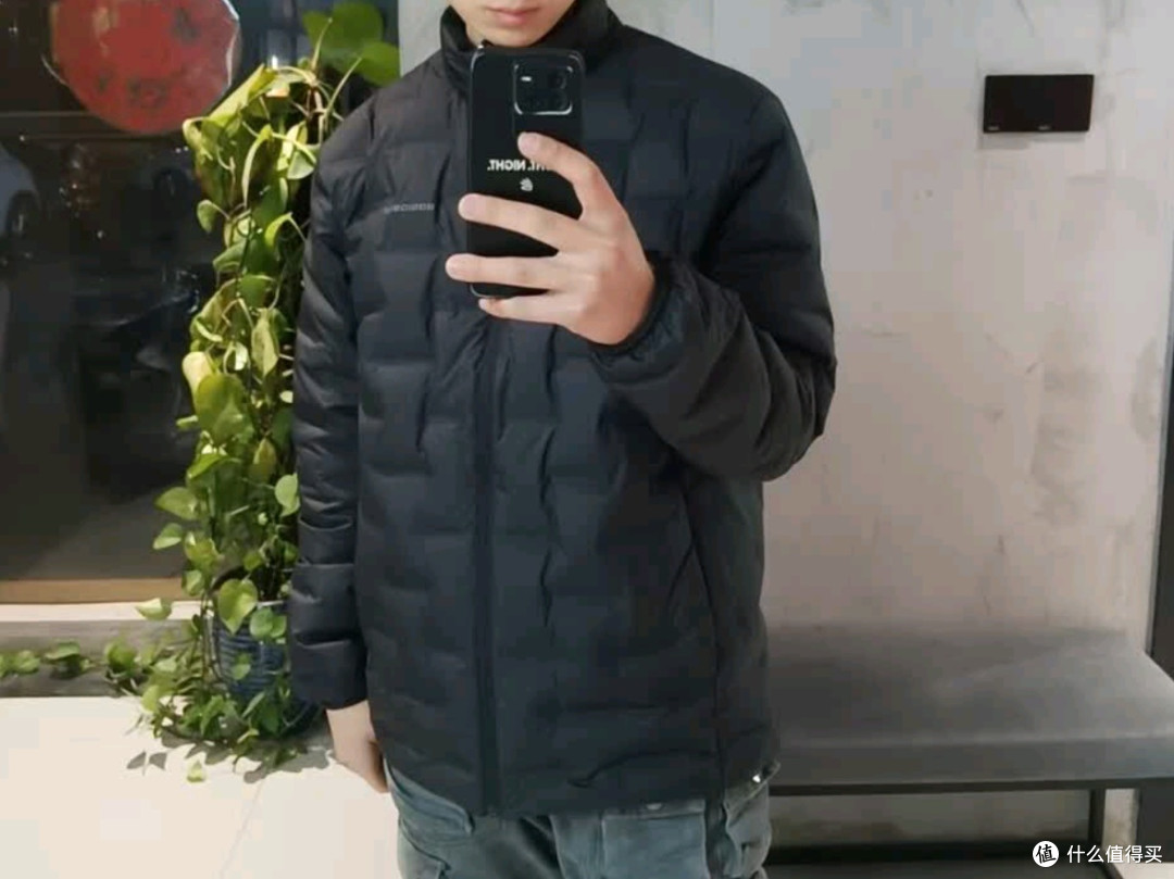 波司登短款轻薄羽绒服男生冬季通勤刚需❄️