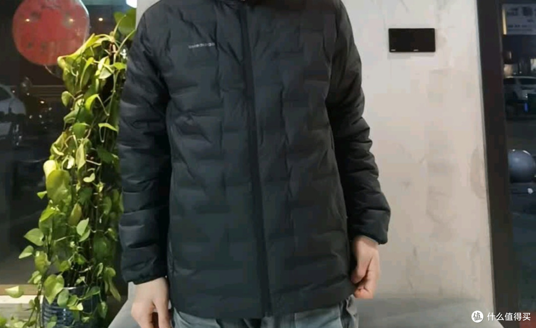 波司登短款轻薄羽绒服男生冬季通勤刚需❄️