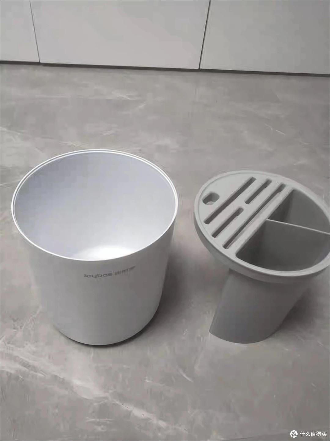 佳帮手旋转刀具收纳架:厨房台面收纳神器,实用不闲置