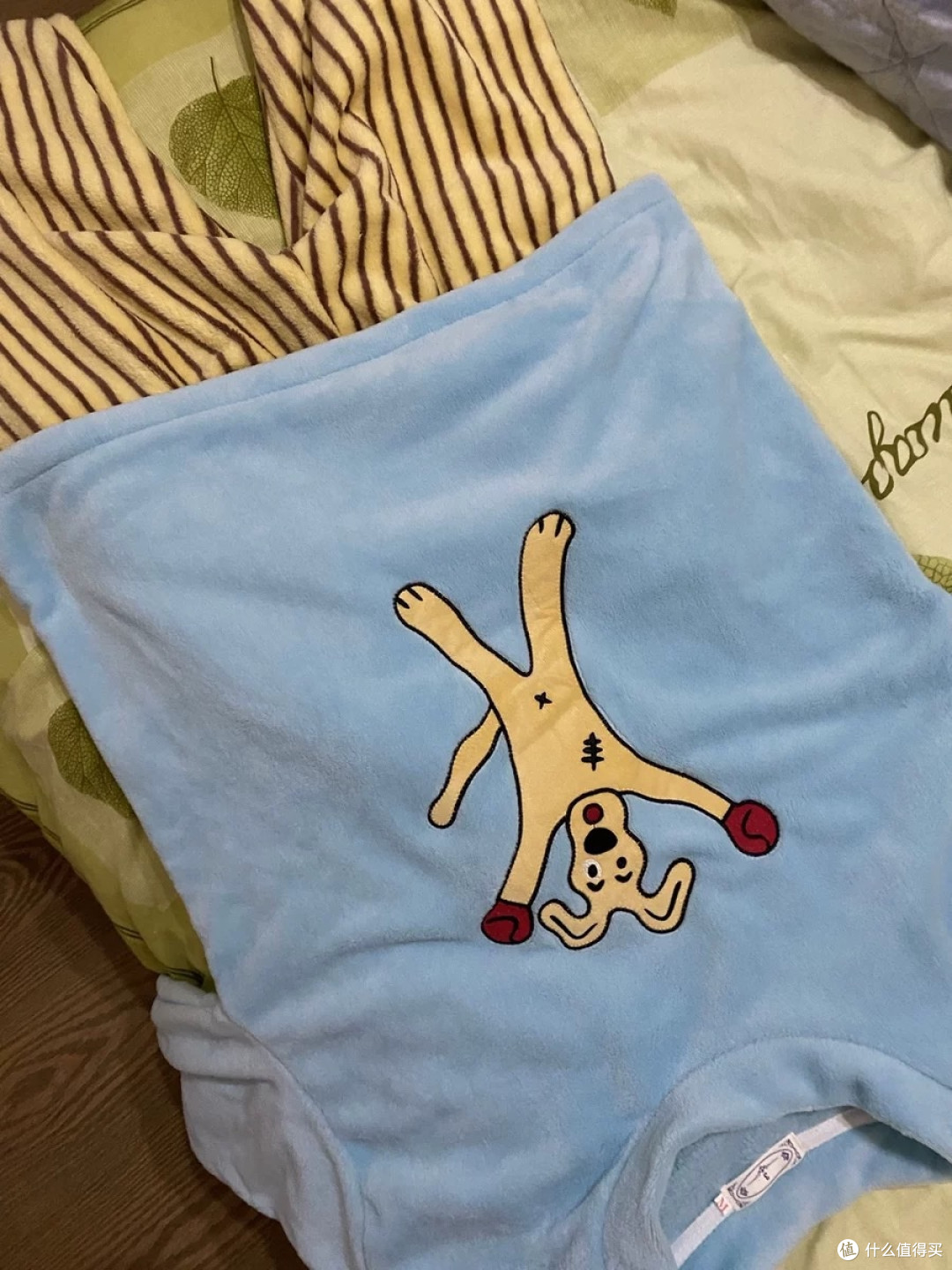 这套小狗珊瑚绒睡衣让我在宿舍焊在床上不想起!