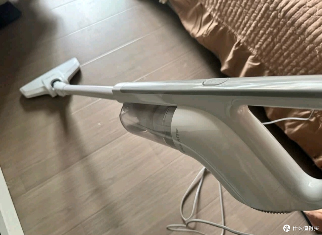 双十一锁定奥克斯吸尘器,小户型清洁全靠它