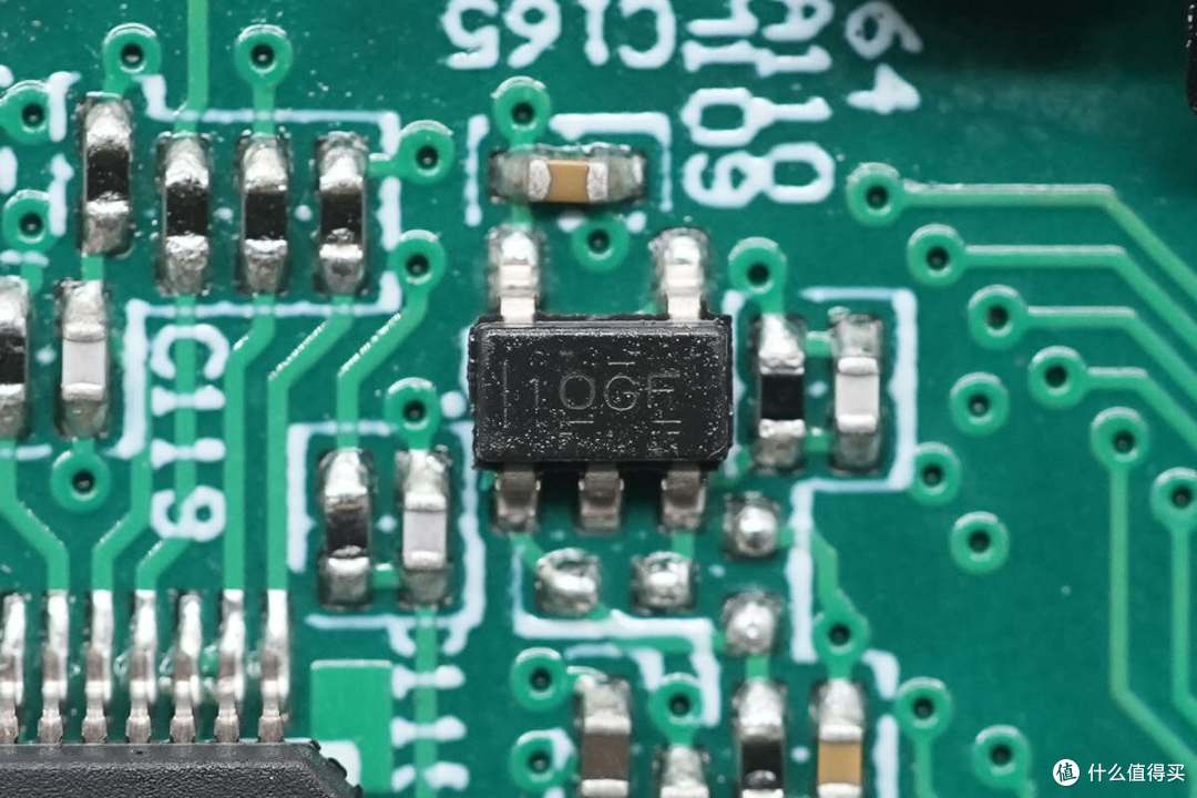 德州仪器全数字控制方案,鑫谷3200W钛金牌碳化硅数字电源拆解