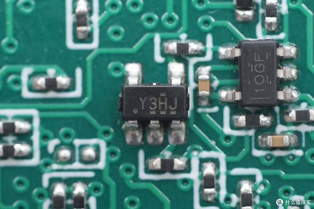 德州仪器全数字控制方案,鑫谷3200W钛金牌碳化硅数字电源拆解