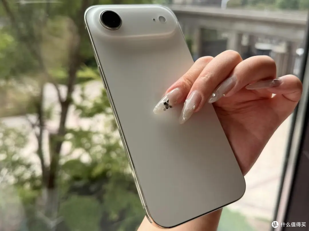 7999元买的iPhone Air,使用了7天,我后悔了吗?