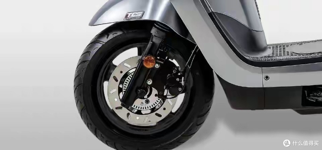 水冷+双ABS+TCS,一万块的飞度125才是同级性价比之王?