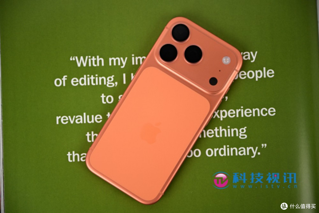 iPhone 17 Pro评测：颜值吸睛，性能影像双惊喜