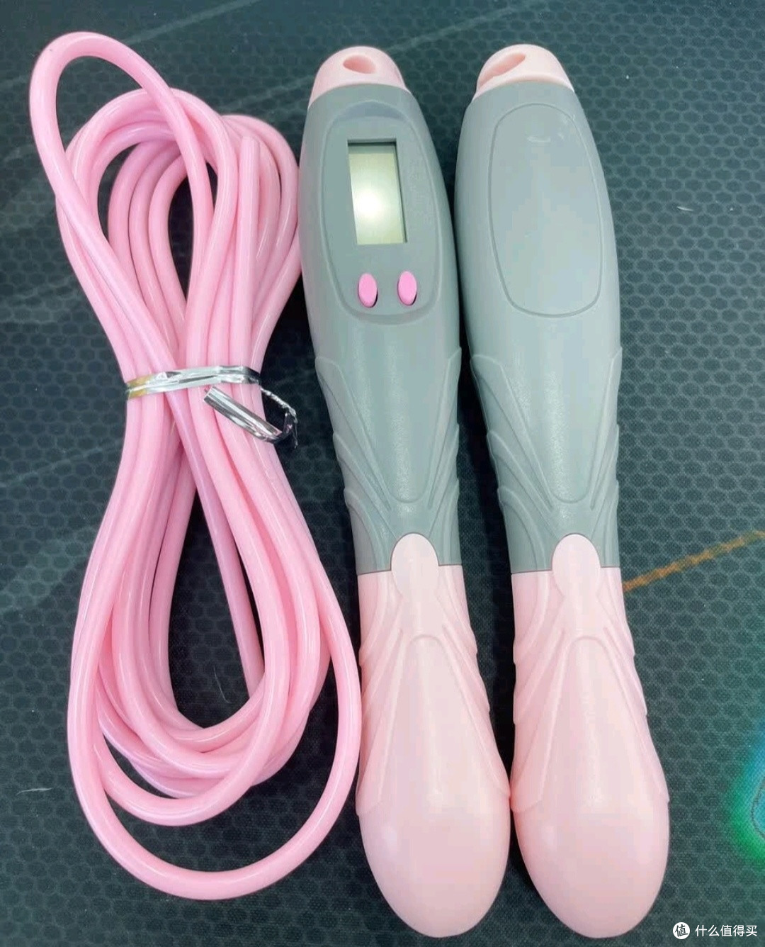 我的燃脂好搭档:欧梵达计数跳绳,运动效果看得见