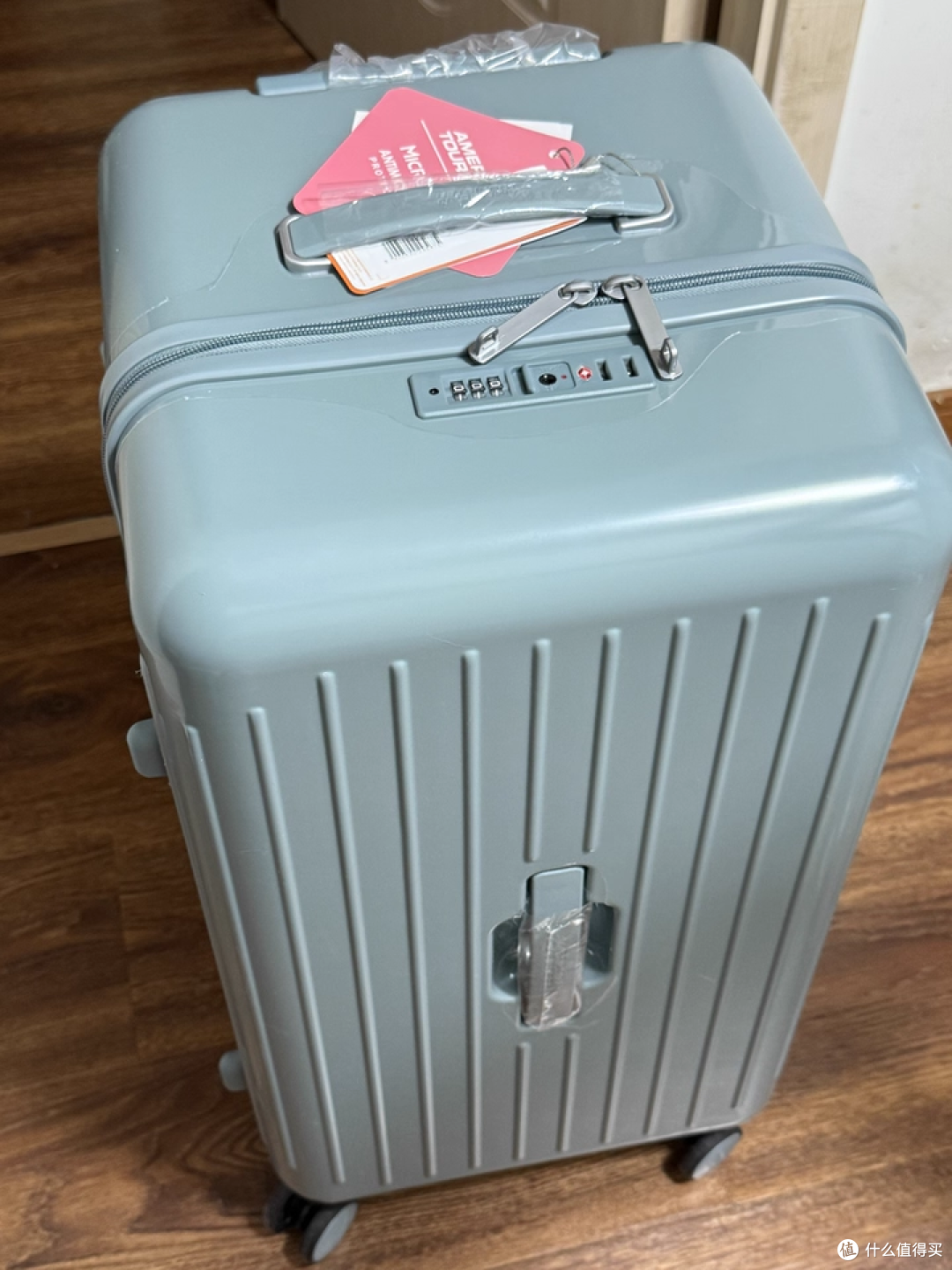🧳美旅 28 寸行李箱:长途旅行装满行!推着还轻松