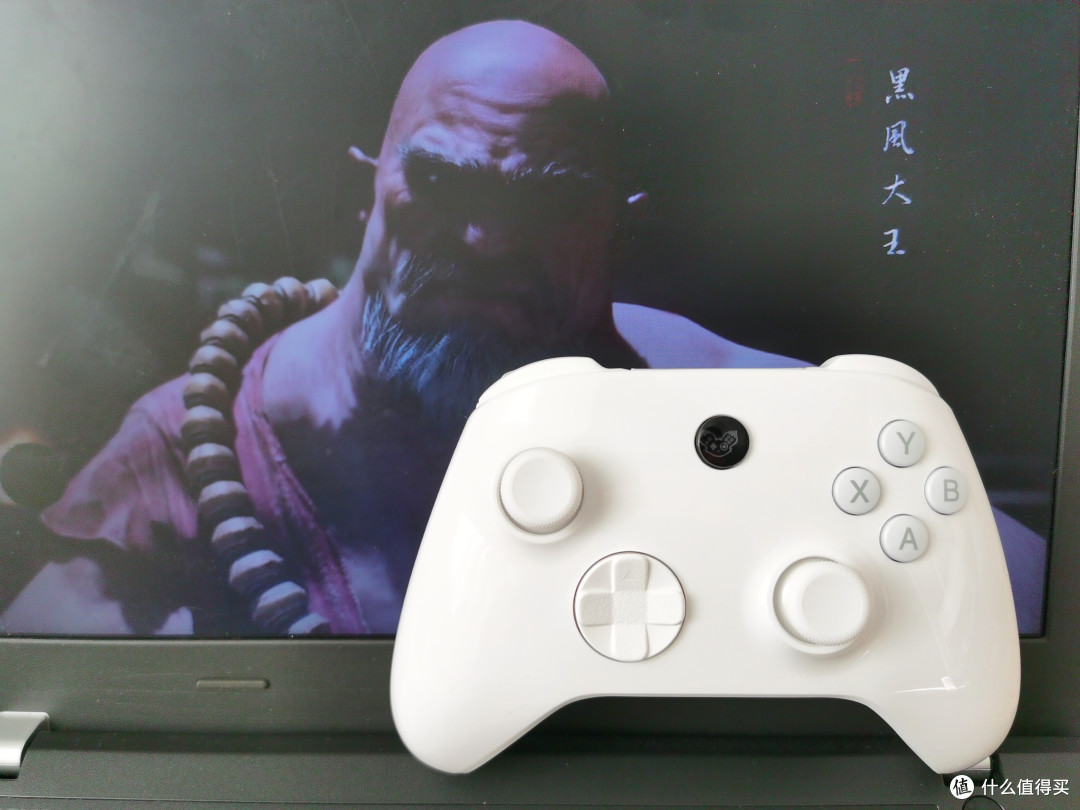 奕狐狩猎S版全霍尔手柄!黑神话玩家实测:可换壳+线性扳机,平替Xbox太香了!