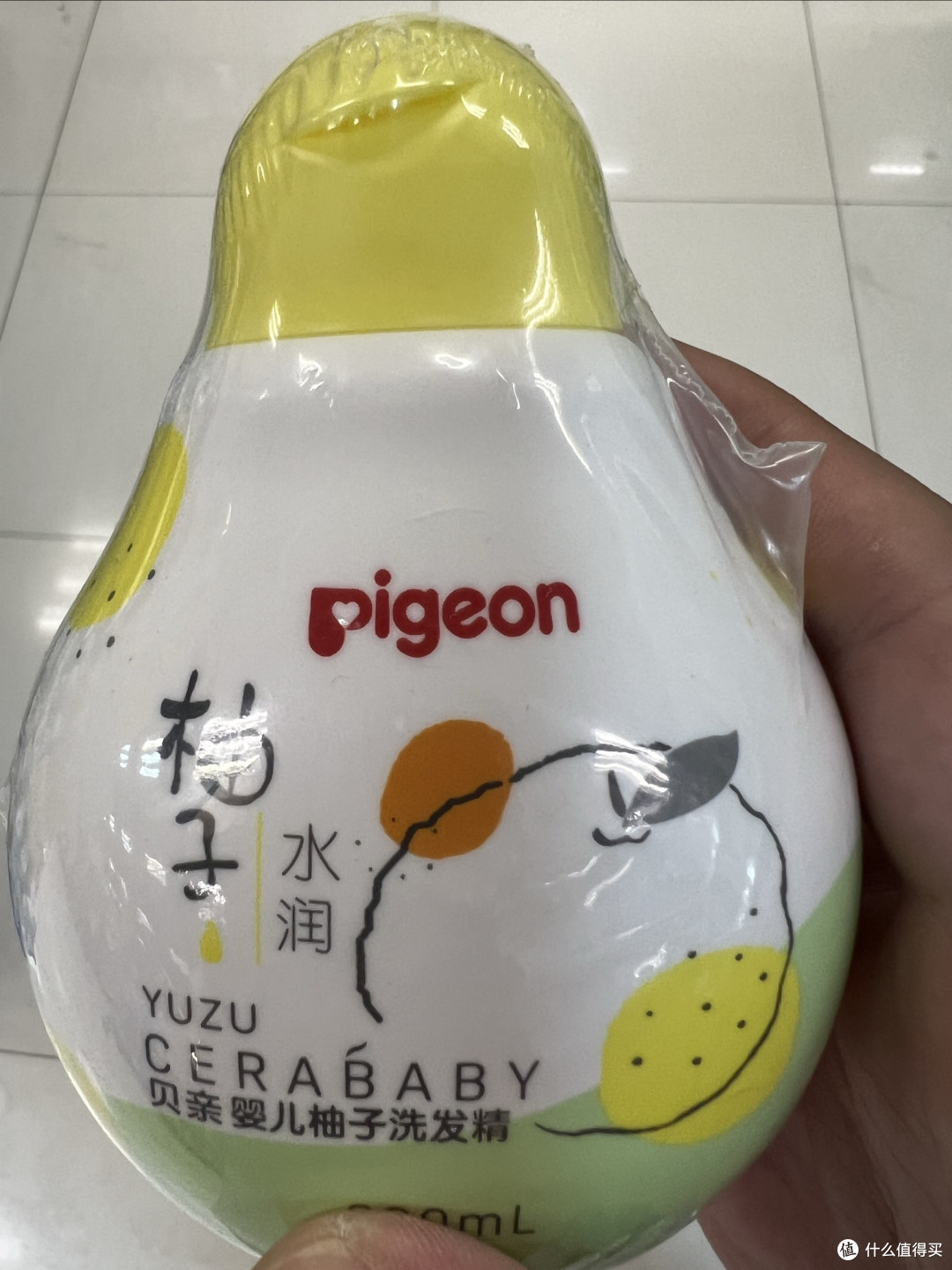 贝亲婴儿柚子洗发精:柚香沁润,给宝宝全身的温柔洁净仪式!
