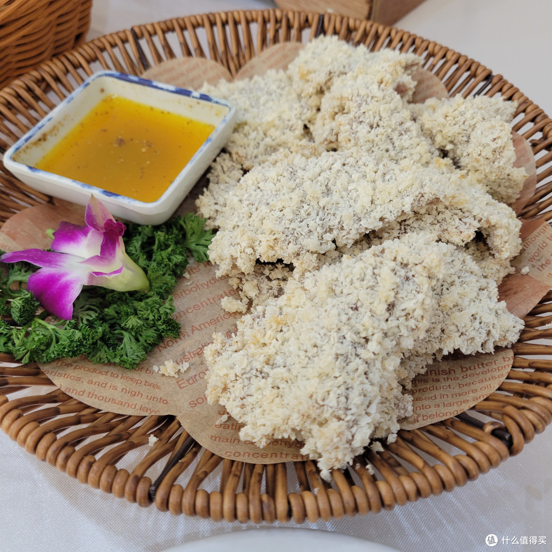 江门这座城市除了《狂飙》和猪脚面,还有《让子弹飞》和更多美食