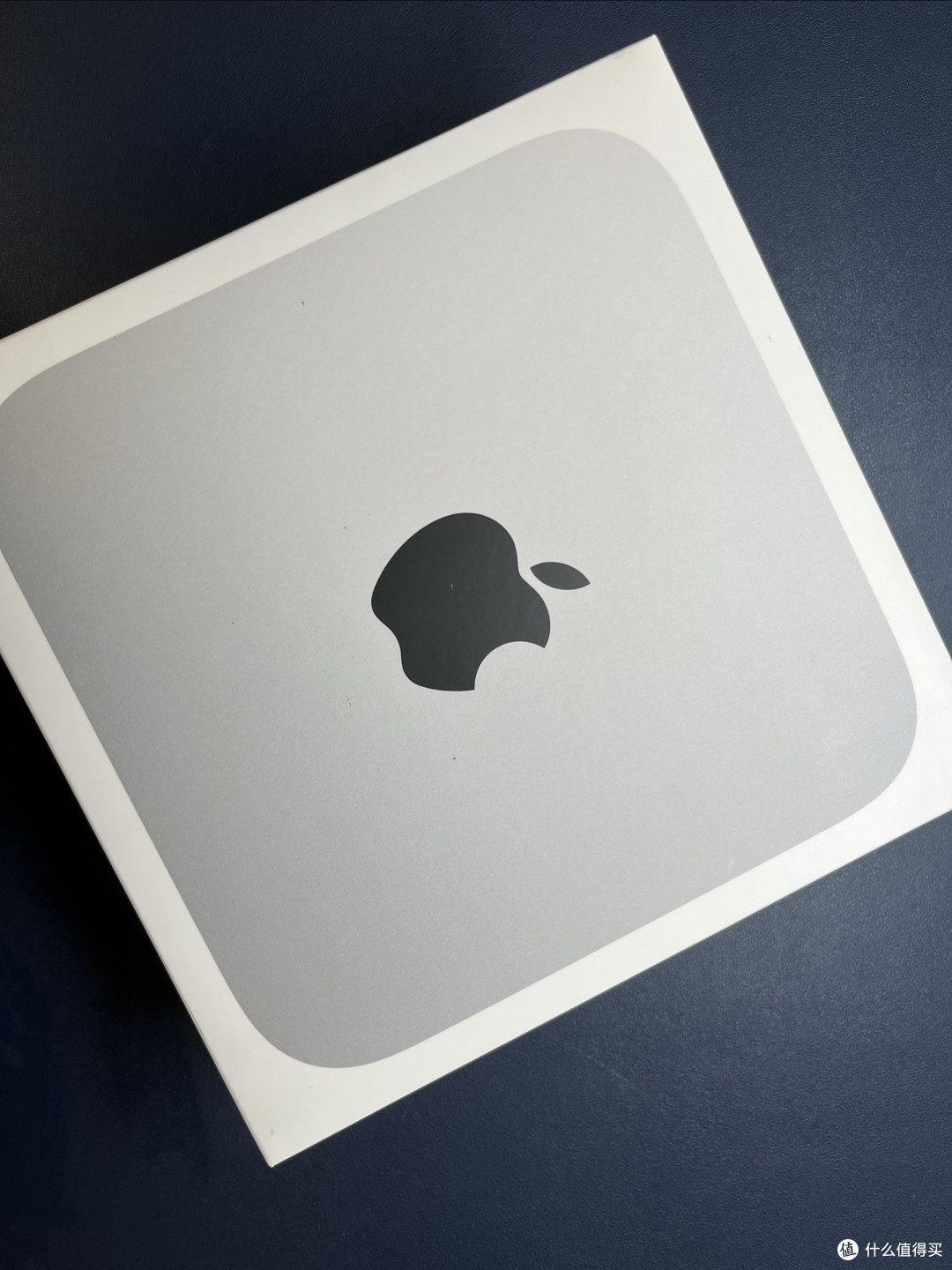 我的桌面生产力革命：为什么说M2芯片的Mac mini是性价比之王？