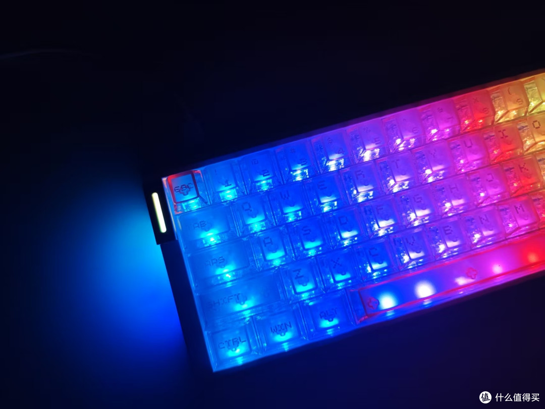 谁说女生不能爱电竞?粉色ATK RS6 AIR磁轴键盘,颜值性能我全要