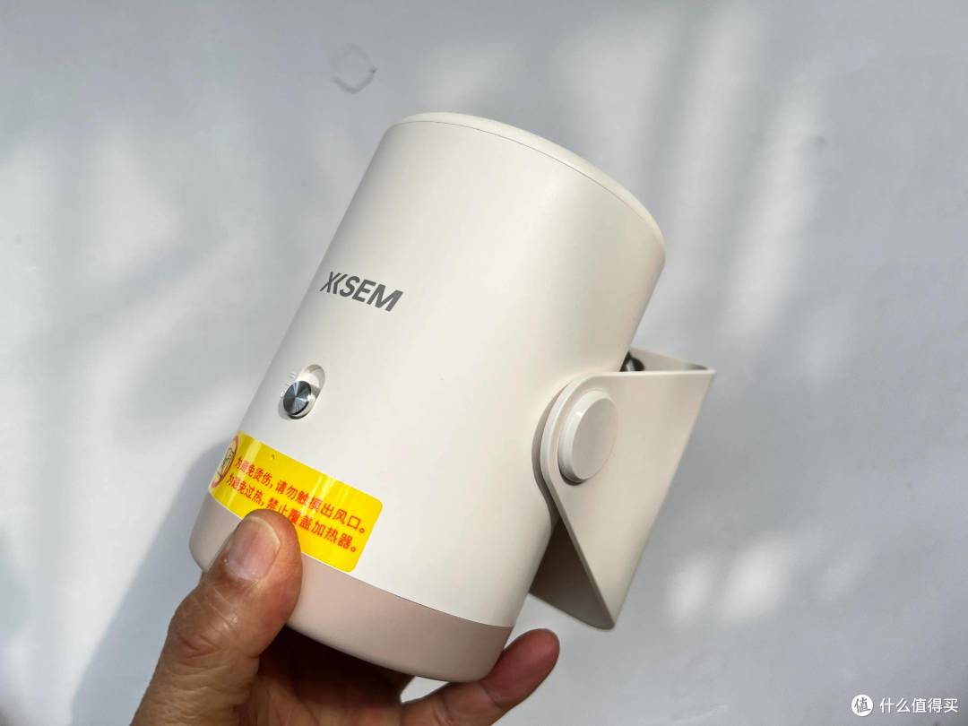 小小身材让温暖触手可及:体验桌面暖风机西圣Warm Mini