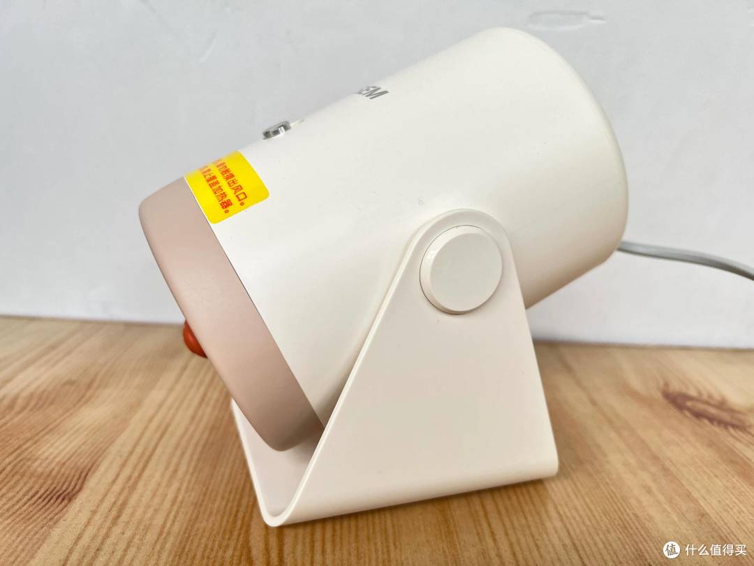 小小身材让温暖触手可及:体验桌面暖风机西圣Warm Mini