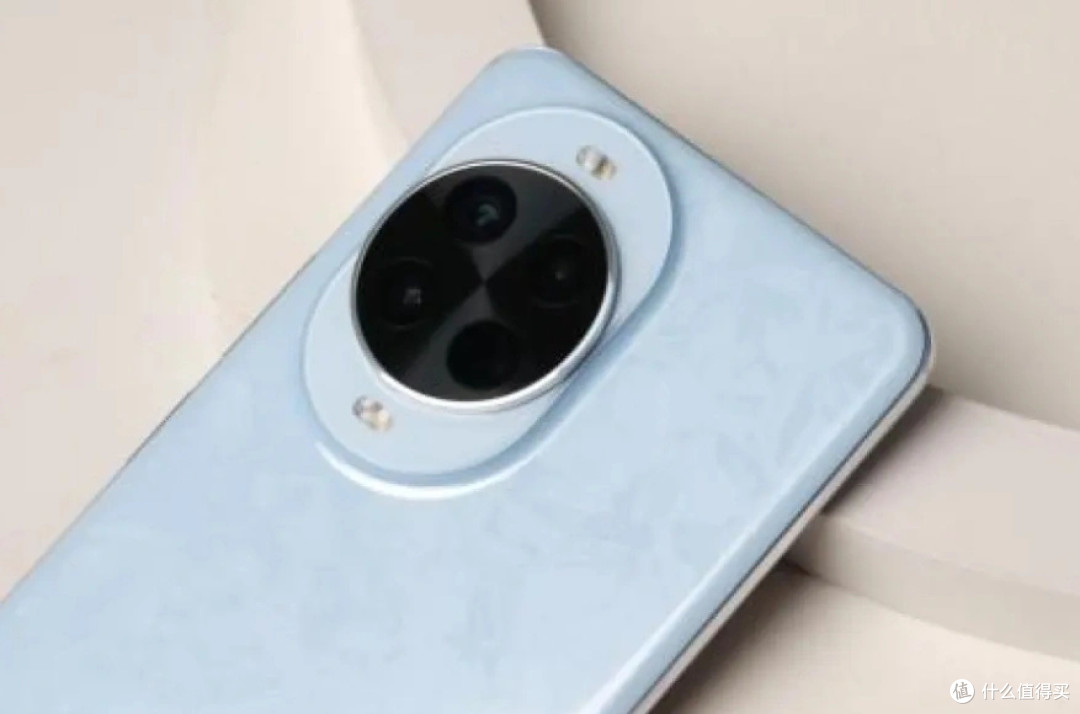 华为打响价格战,从3999元降至2999元,5500mAh+昆仑玻璃+鸿蒙OS5