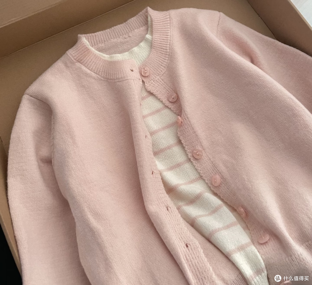 双11淡粉假两件开衫,早秋温柔必备