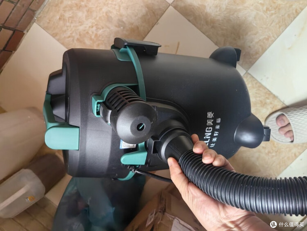 美菱桶式吸尘器：大户型清洁无忧