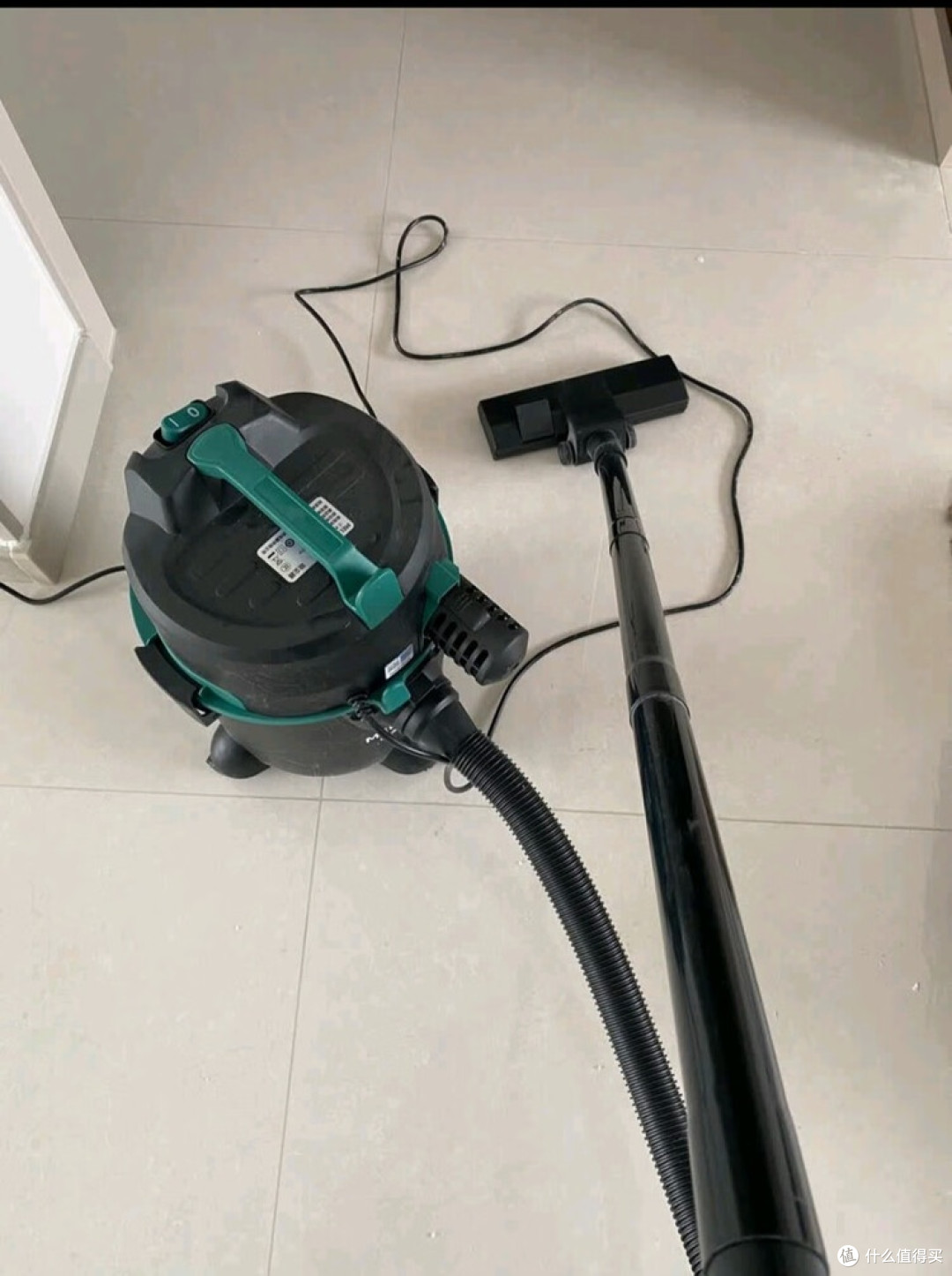 美菱桶式吸尘器:大户型清洁无忧
