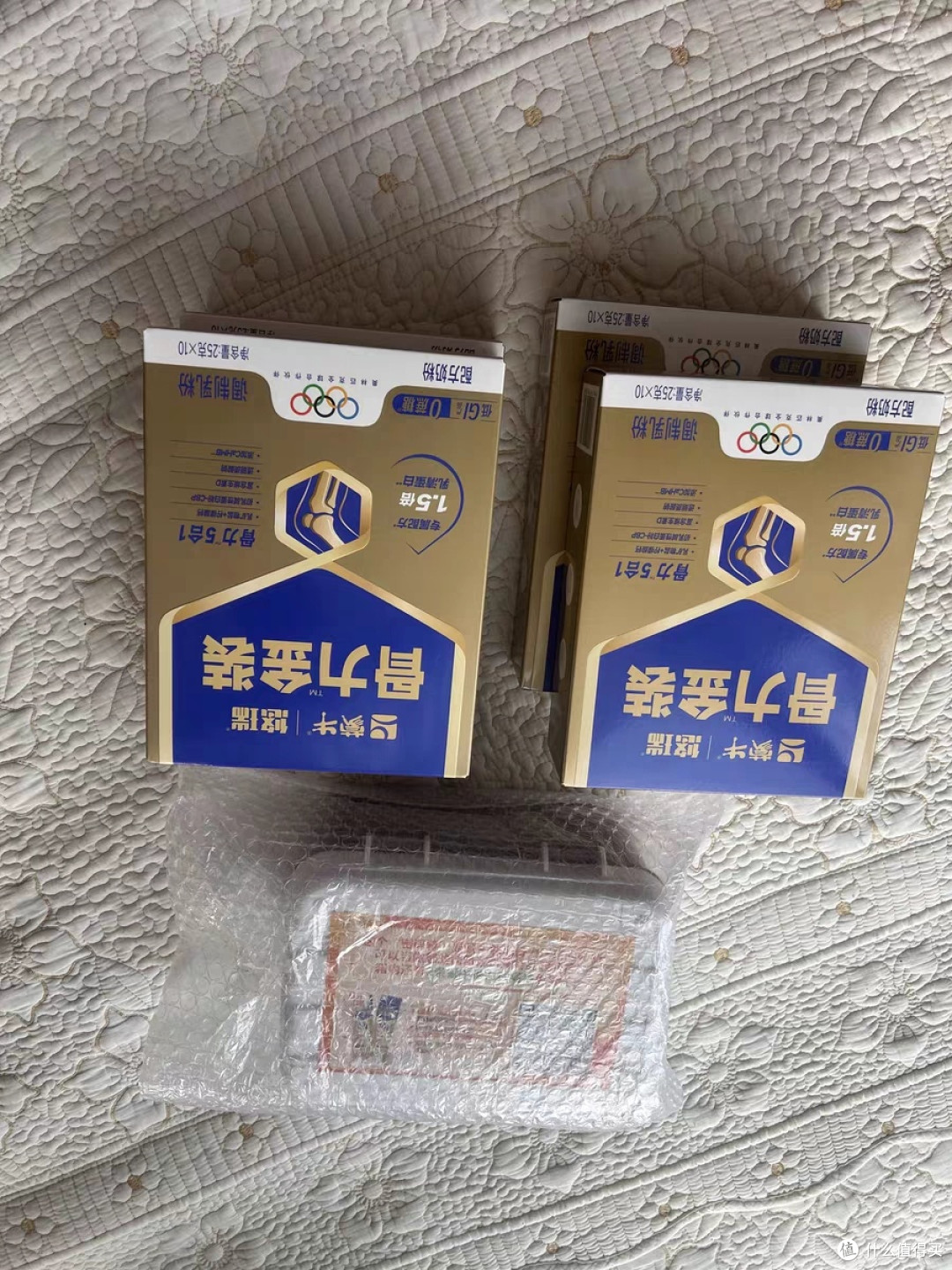 奶粉品牌推荐：爱他美与飞鹤
