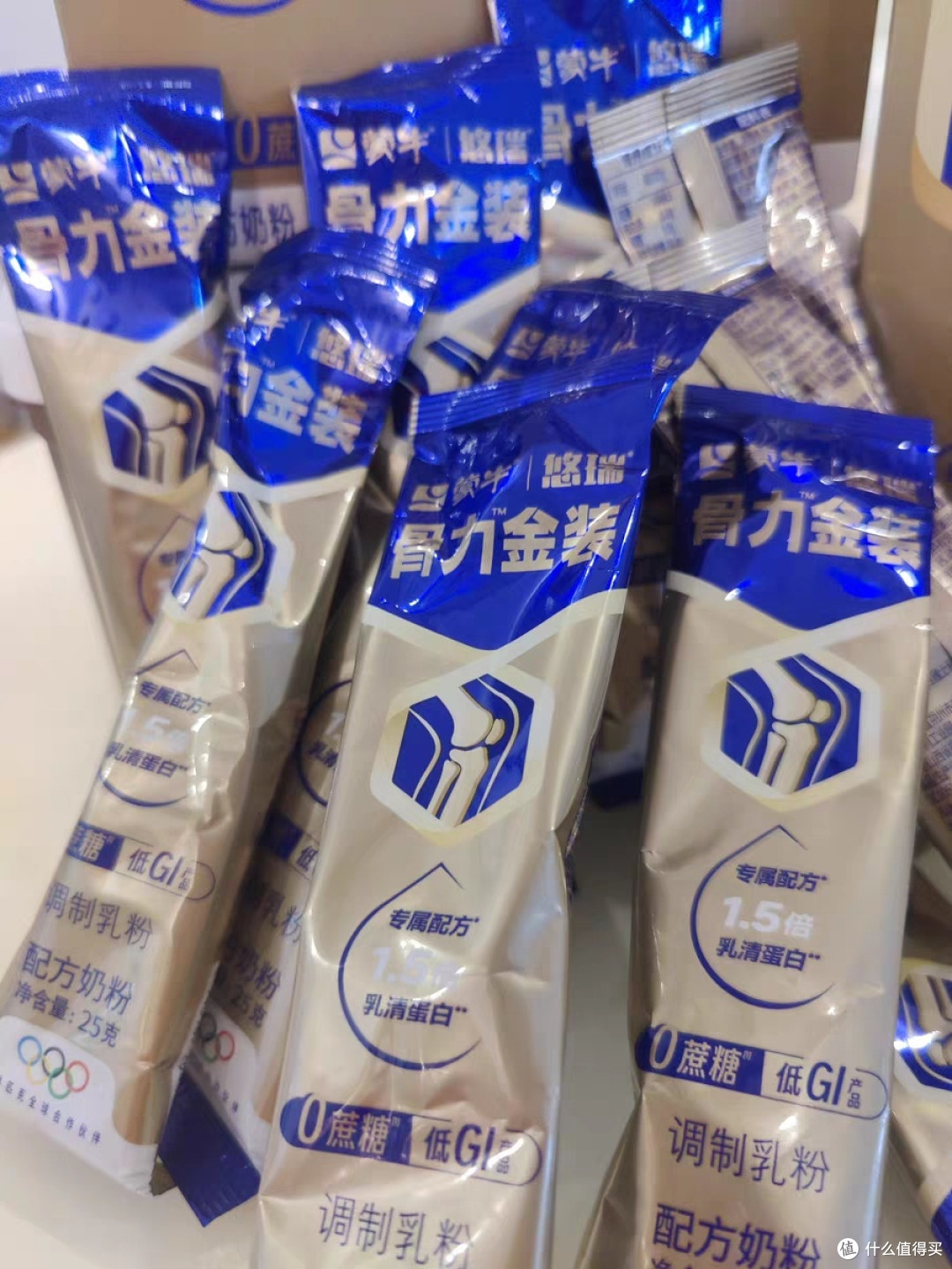 成人奶粉对健康有多方面益处,但需根据选择