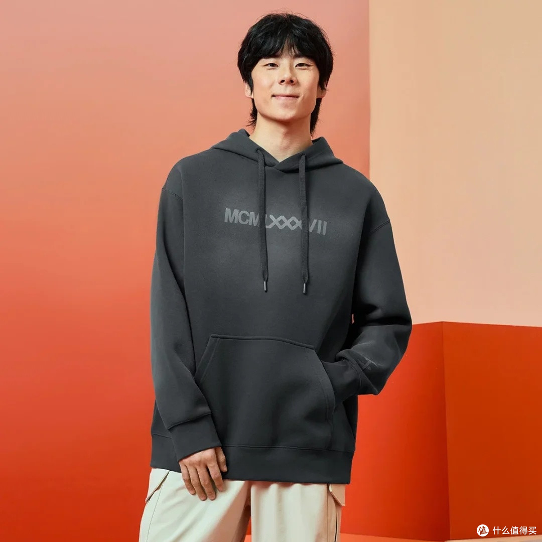 秋季保暖时尚男士卫衣
