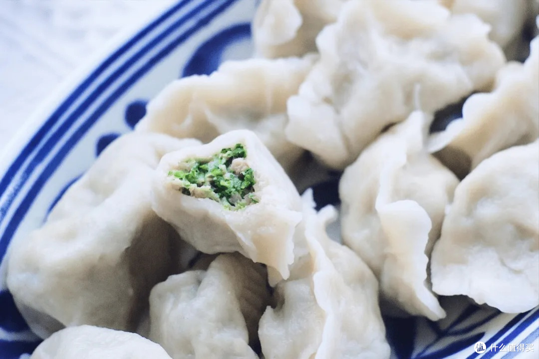 荠菜猪肉馅饺子制作步骤