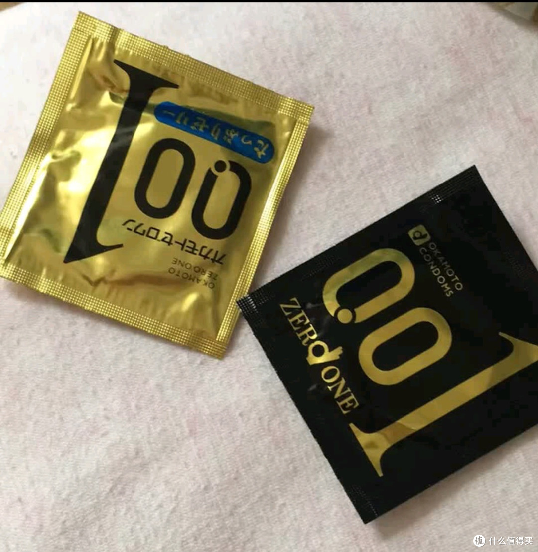 冈本001黑金0.01超薄+skin组合，亲密体验直接封神
