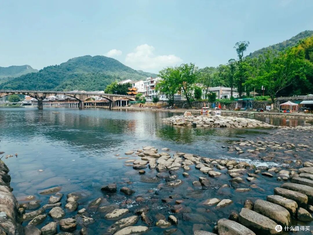 冷门的山海小城拥有顶流海岛?海鲜肥美,现在去最合适!