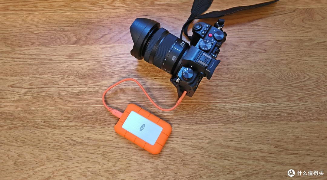 内容创作者的移动素材库，雷孜Rugged SSD4金刚钻Plus