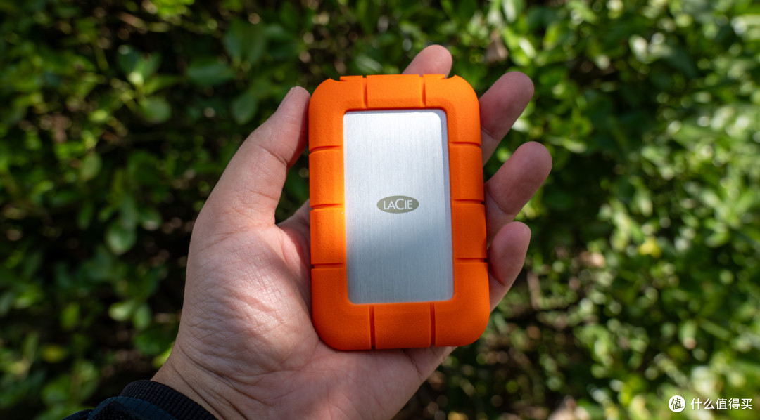 内容创作者的移动素材库，雷孜Rugged SSD4金刚钻Plus