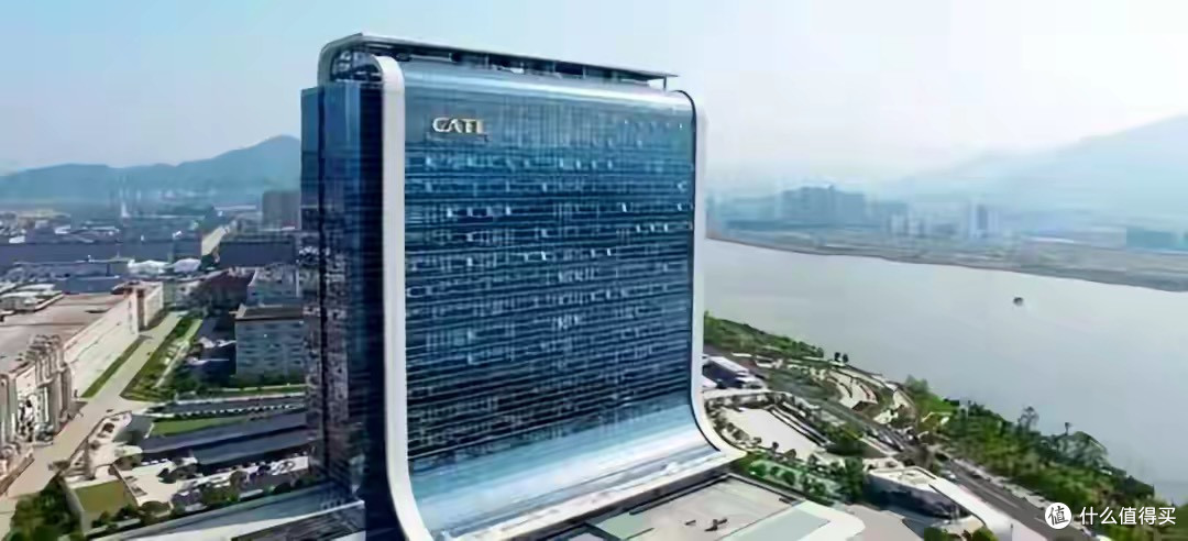 宁德时代全球总部，留守小城宁德，而非北京上海，凭什么？