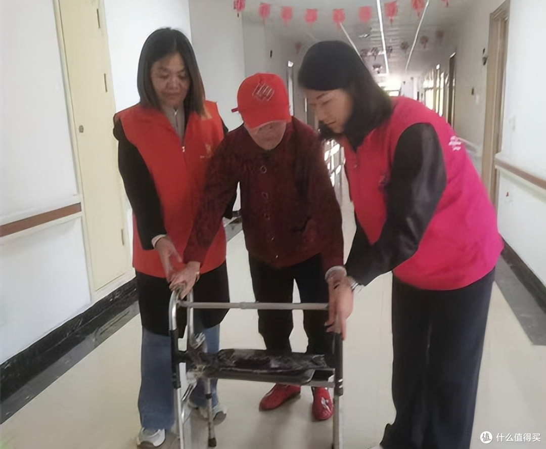 情暖孝河迎重阳 宴聚功臣暖人心 孝义市多举措开展重阳敬老活动