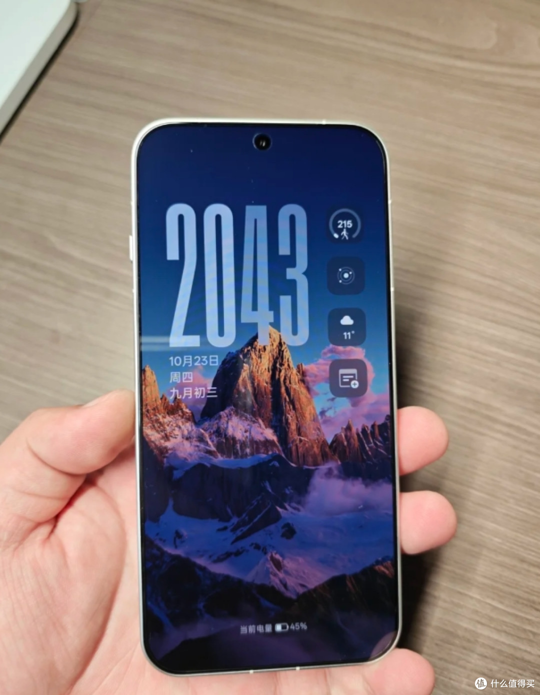 OPPO Find X9 和 X9 Pro 之间怎么选?参数差不多,价格差好几百
