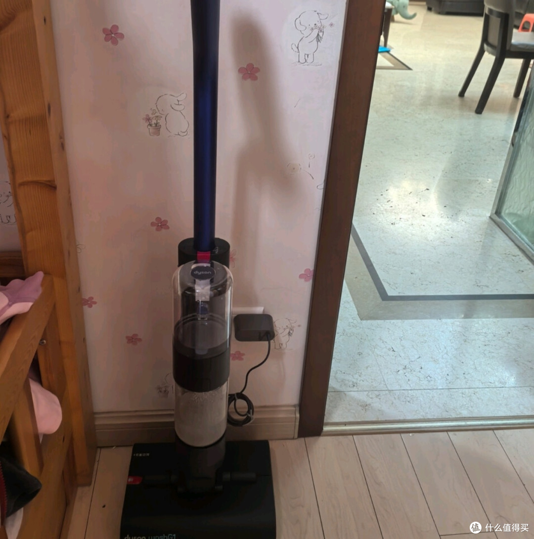 戴森WashG1洗地机:高效清洁硬质地板