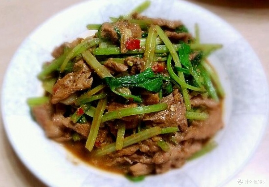 我的年度新喜,包菜炒鸡蛋与排骨炖豆角做法