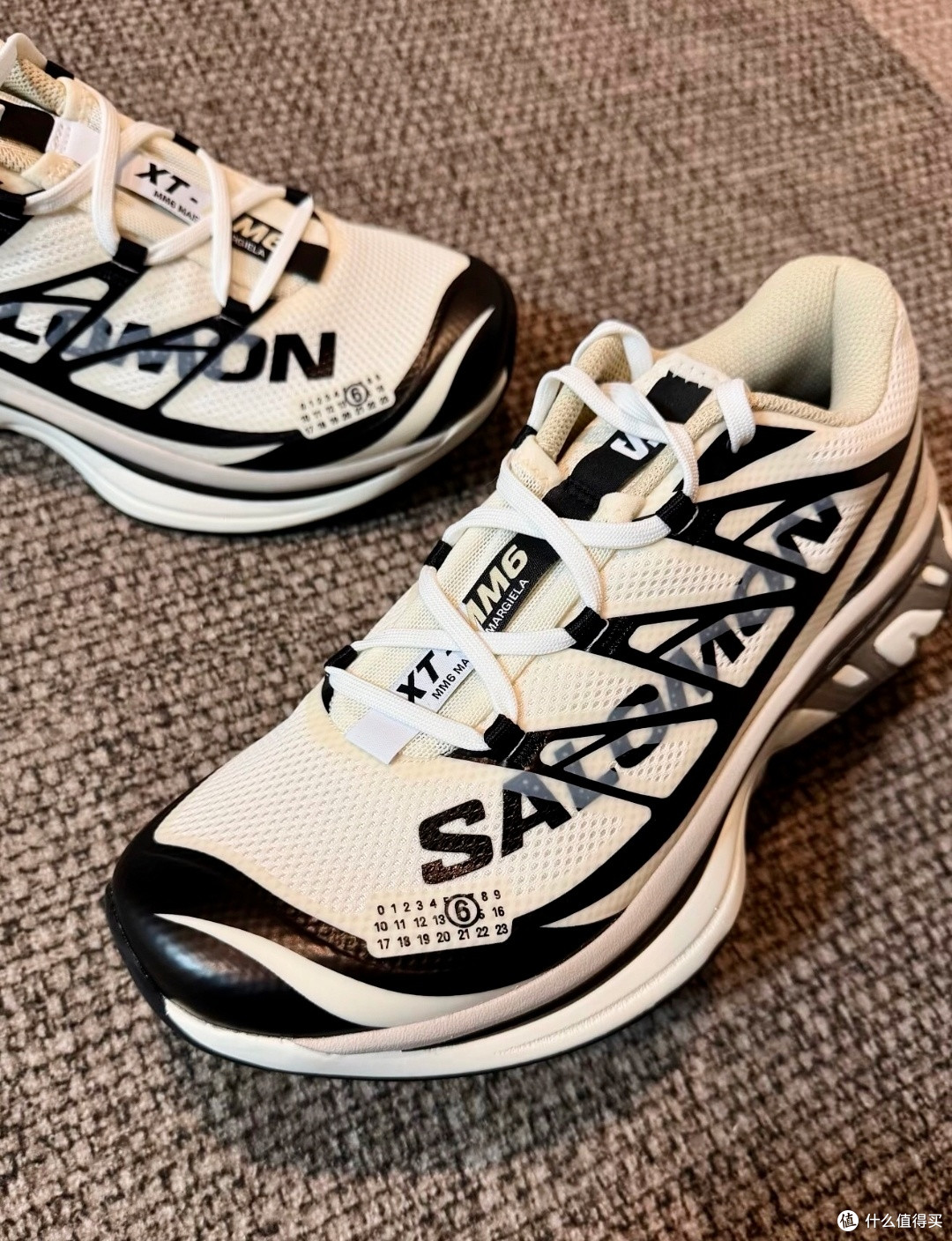 入秋舒适通勤:MM6 × Salomon XT